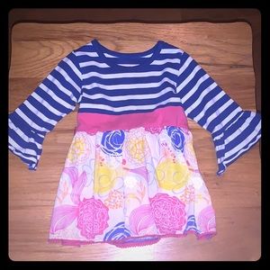 Adorable little girls Dress